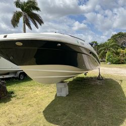 Hurricane Coastal Edition 2018 27feet