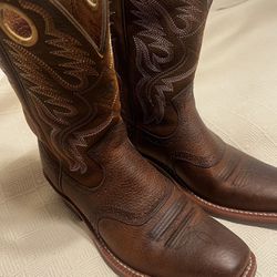 Ariat Roughstock Cowboy Boots