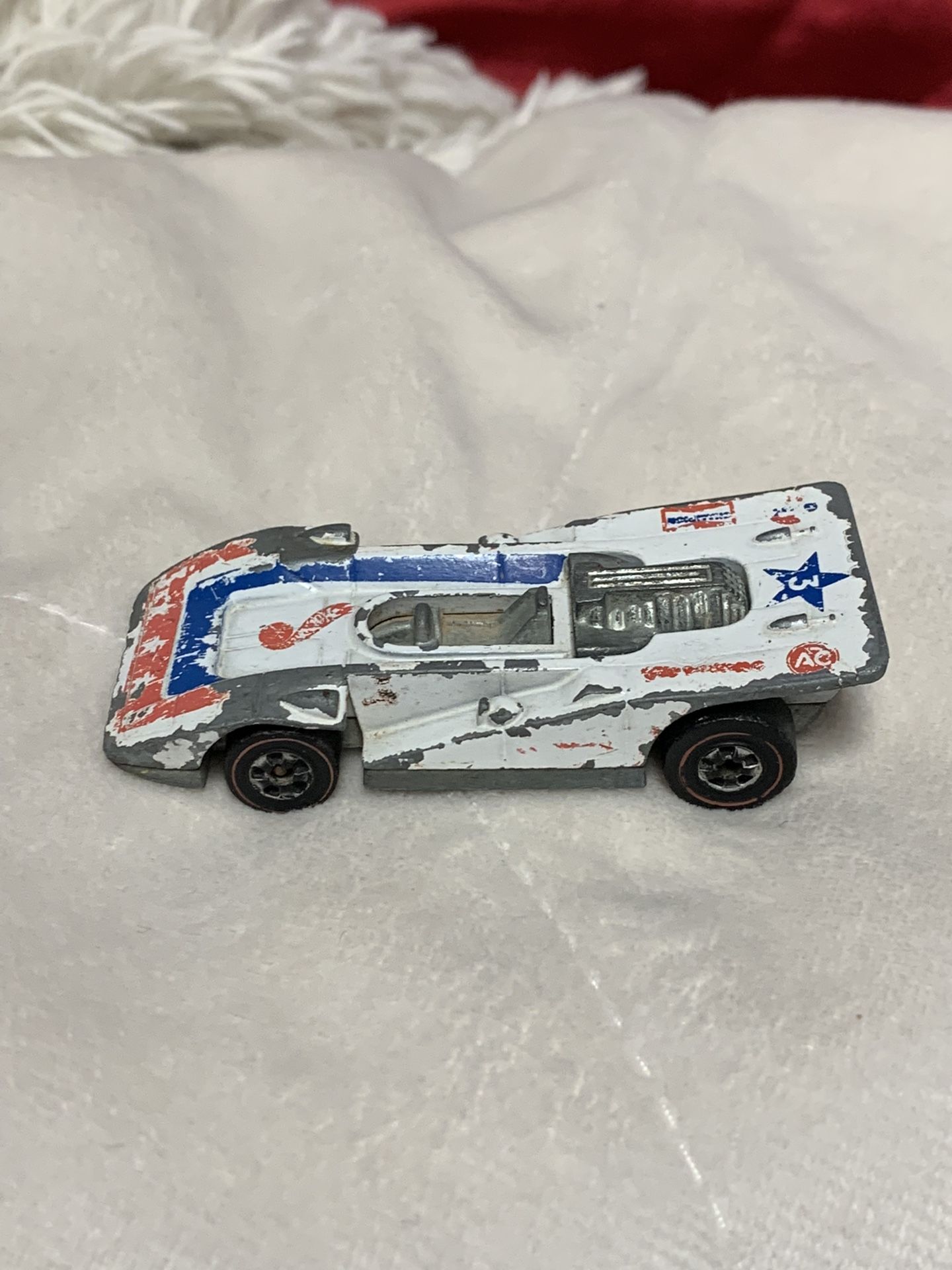 Hot Wheels White 1974 Steam Roller Red Line Antiques