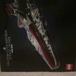 UCS Lego Star Wars Venator Class Cruiser 