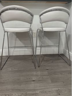 2 barstools Modloft