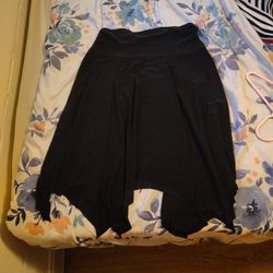 Black Flowie Skirt