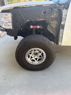 Toyo 37in tires