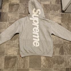 *Best Offers* Gray Supreme Hoodie