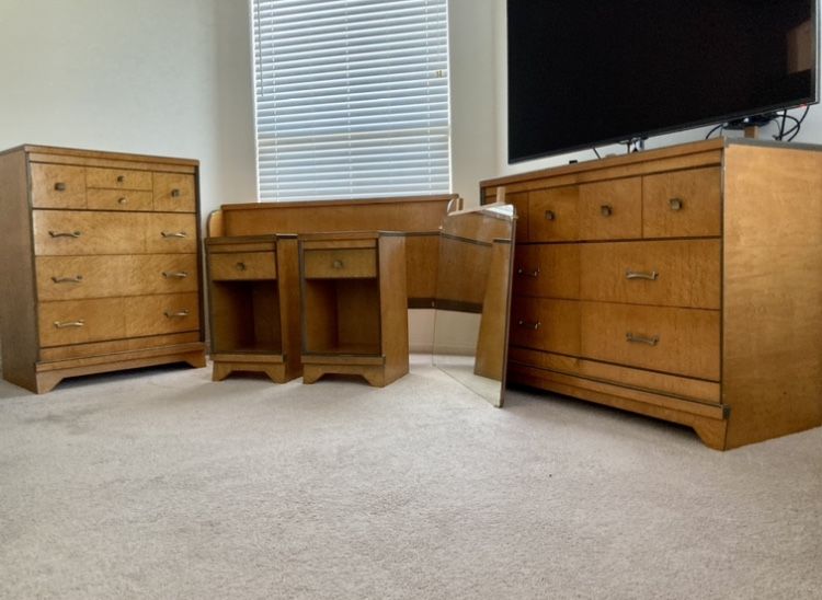 Vintage Queen bedroom set Birdseye maple veneer . Art deco .