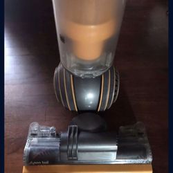 Dyson multifloor 2 vacuum