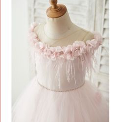 Beautiful Girls Dress (JJS HOUSE ) 