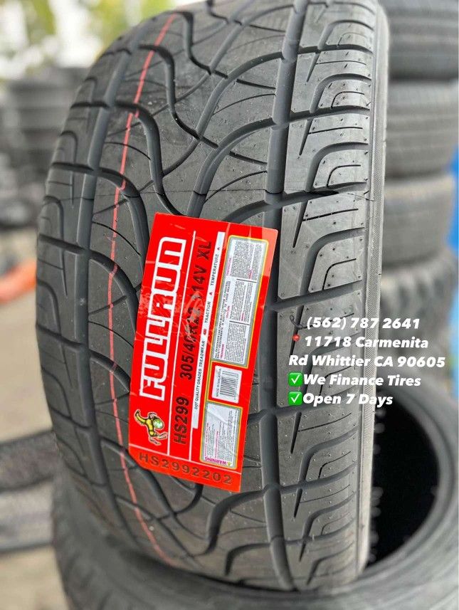 305/40/22 Fullrun New Set of Tires Installed and Balanced Set de Llantas Nuevas Instaladas y Balanceadas