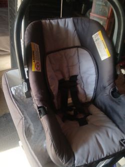 Baby trend car seat