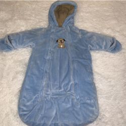 Carter's Plush, Fleece & Quilt Lined bunting bag. Fits Car Seat. 0-6 Months