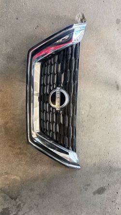 2023 rogue front grill
