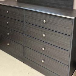 Eight Drawers Dresser 