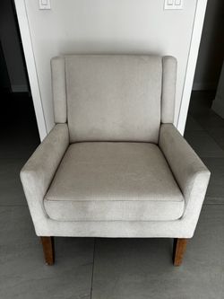 Light Gray Upholstered Accent Armchair (WxDxH): 28 x  28 x 35 in