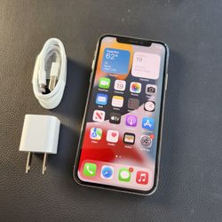 iPhone X 256gb - UNLOCKED - Like New  