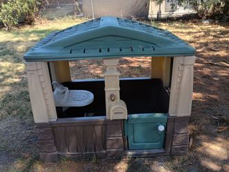 Outdoor play house