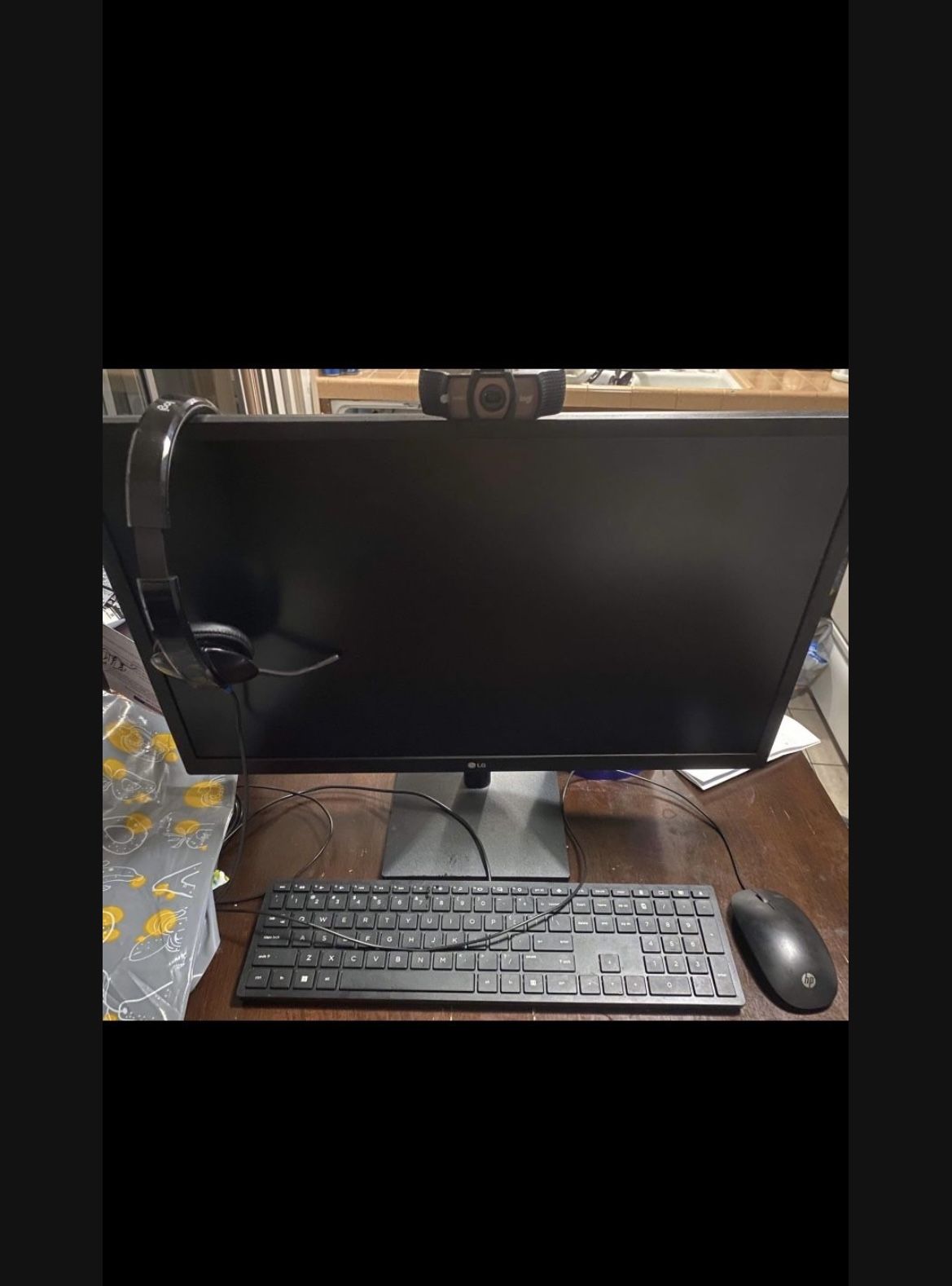 Lg Monitor & HP Desktop Monitor