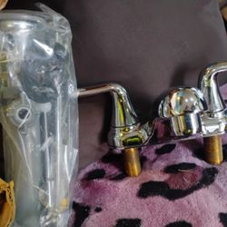 American Standard Bathroom Faucet Cadet Center Set Model Number 8124-8125