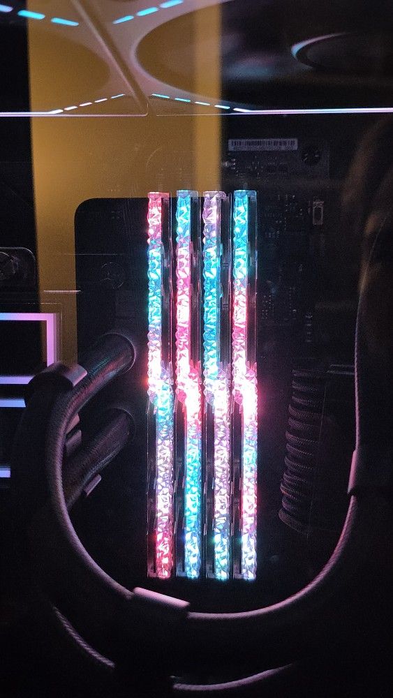 Trident Z Royal Ddr4