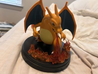 Charizard Ex Figure
