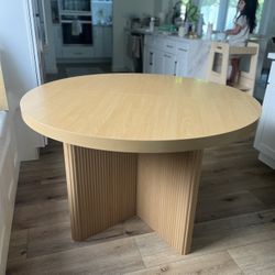 48” Diameter Round Wooden-Texture Table w Fluted Base