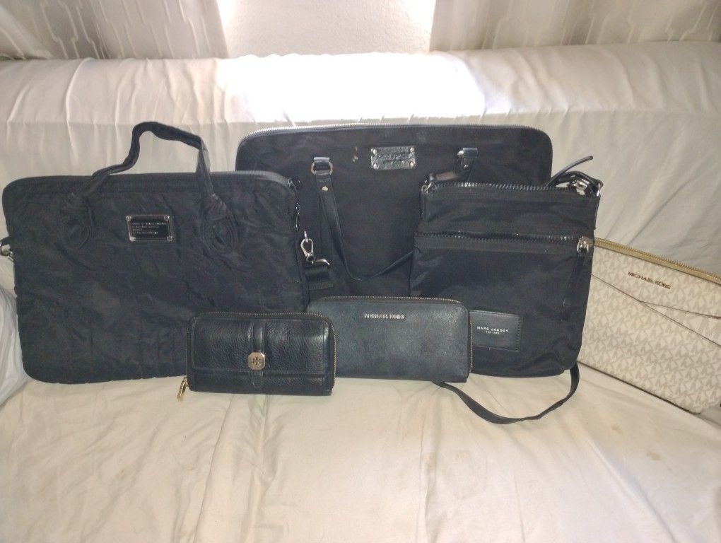 Brand Name Bags And Wallets