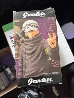 Trafalgar Law Statue