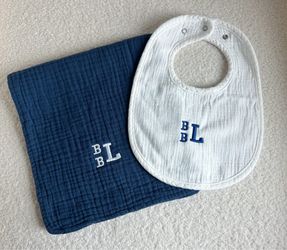 Personalized bibs & birth cloths