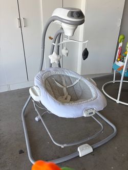 Graco baby swing