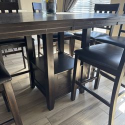 Counter Height Dining Table w. 8 Chairs 