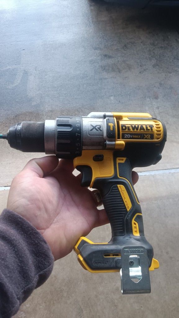 DeWalt Drill