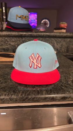 Fitted size 7 1/2 New York Yankees hat