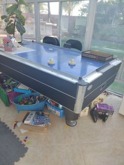 Rhino Air Hockey Table (Needs Repairs)