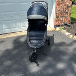 Stroller 
