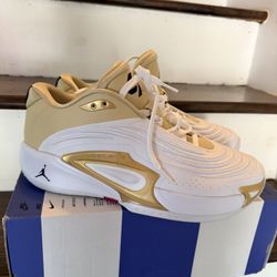 Men’s Size 12 - Jordan’s Luka 3 SE