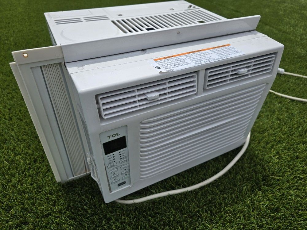 5,000 BTU Window Air Conditioner - W5W31