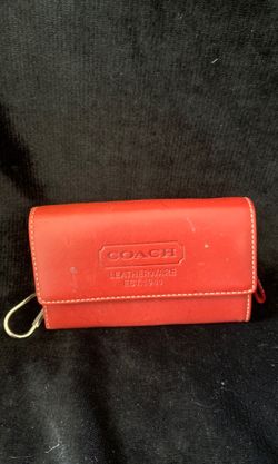 Red coach wallet (B)