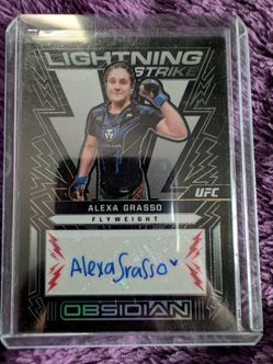Alexa Grasso UFC Obsidian Lightning Strike Auto Card