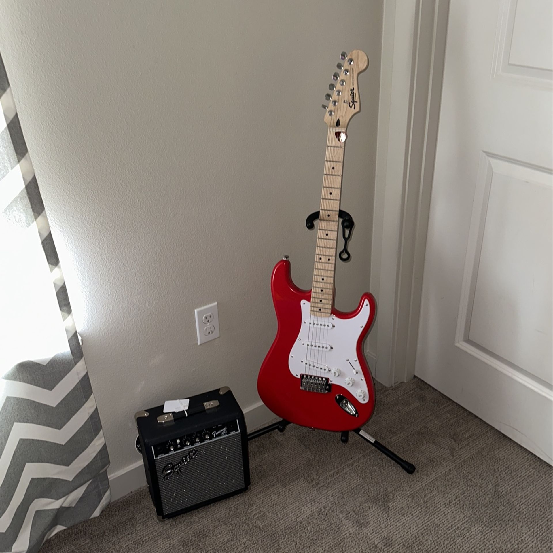 Squier Electric Guitar