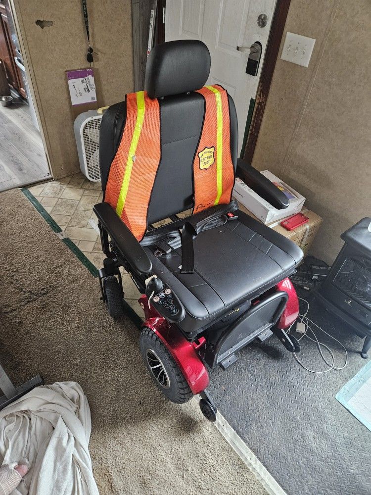 Electric Wheelchair