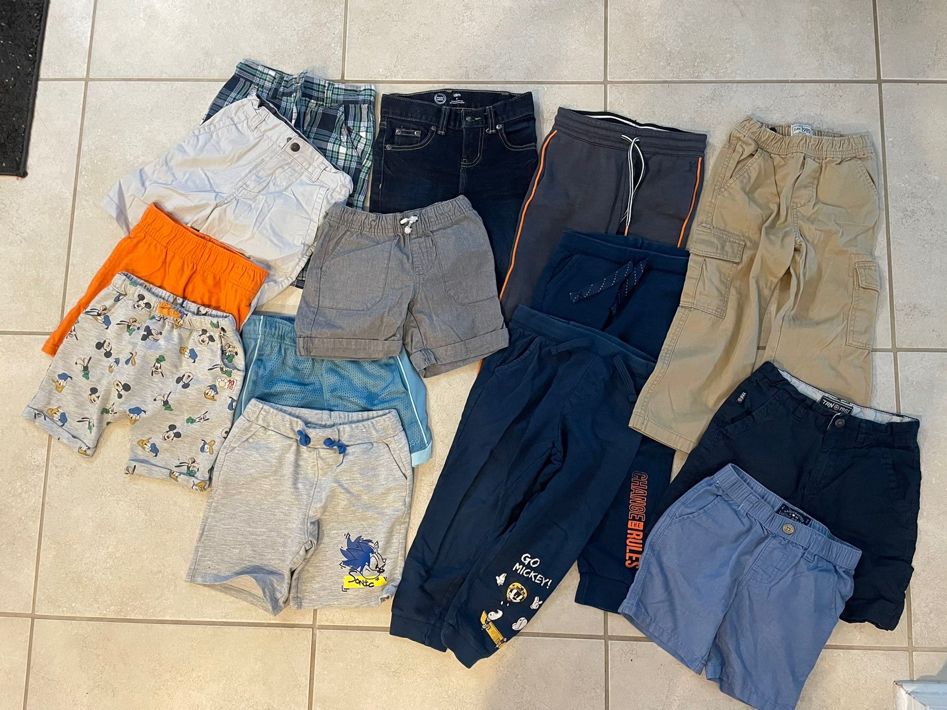 Set Of 14 Boy Toddler Sz 4T Shorts And Sweat Pants