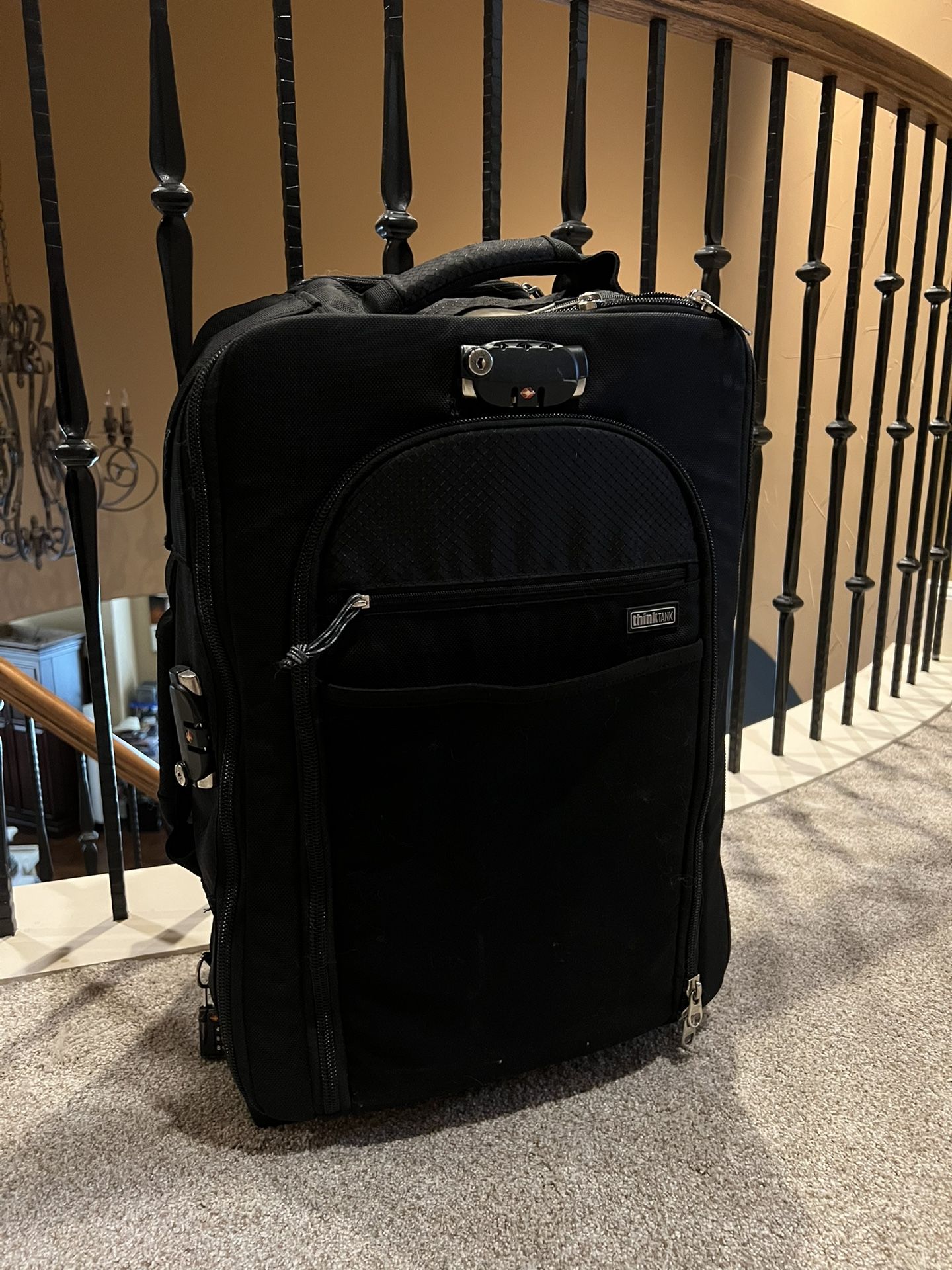 Think Tank Airport Security Roller Camera Bag