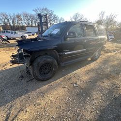 2002 GMC Yukon - Parts Only #NG2