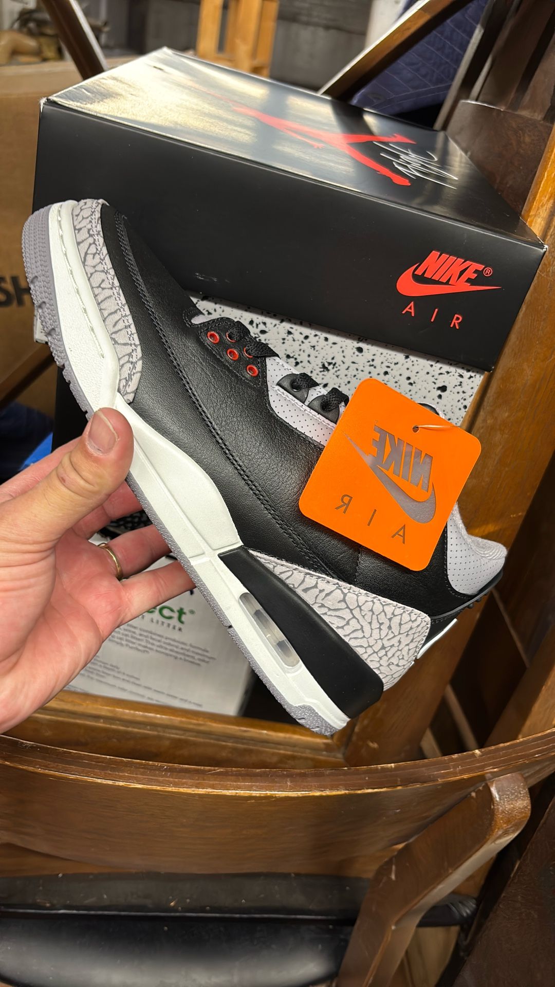 Air Jordan 3 Size 9.5