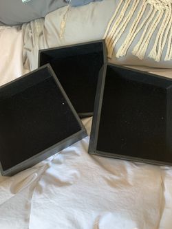 Felt lined stackable jewelry trays