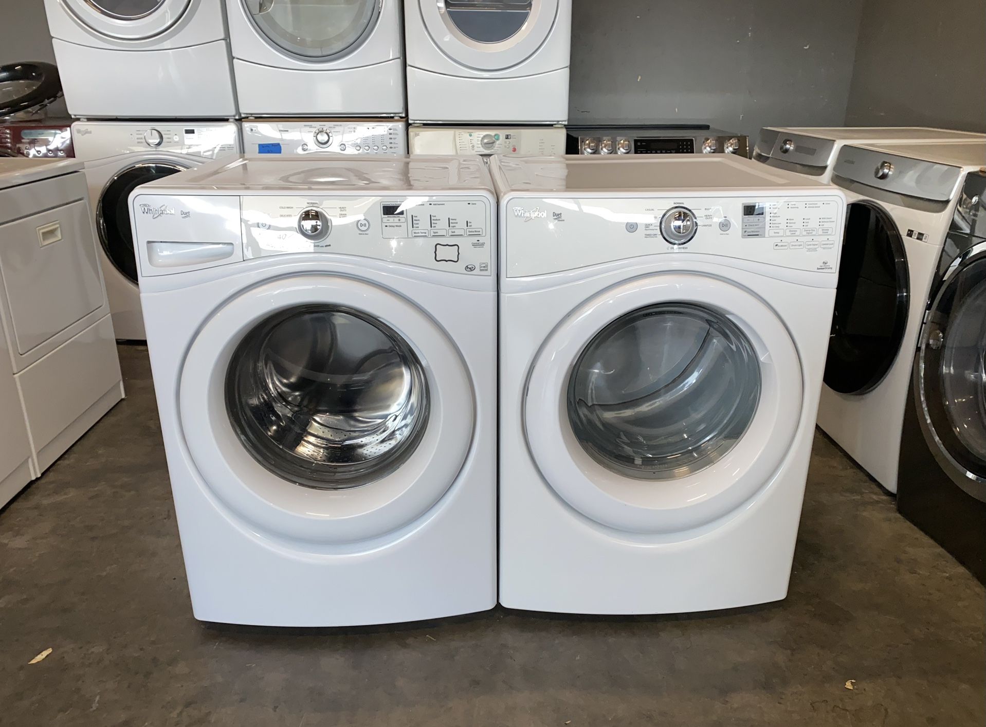 WHIRLPOOL XL CAPACITY WASHER DRYER ELECTRIC SET