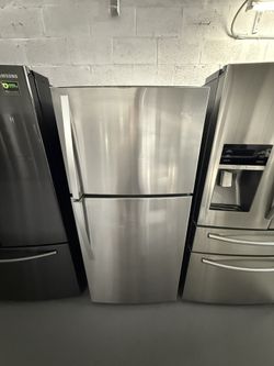 Whirlpool  Top Freezer Refrigerator ( Refrigeradores ) 
