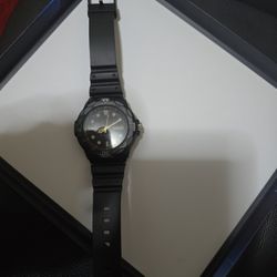 CASIO Unisex MRW-200H-1E Analogue Wrist Resin Strap Watch Original New Black