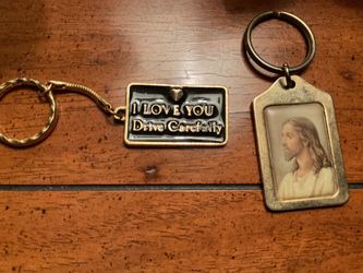 $5 KEYCHAINS