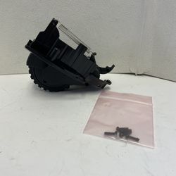 Shark RV1001 RV1000 UR1005AE RV761_N RV761_NL RV750_NL RIGHT WHEEL w/ Motor OEM