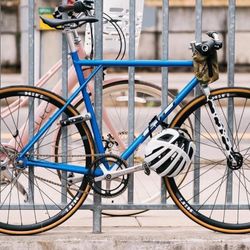 Wound Up 1” Track Fork (custom Painted) & HiFi Track Wheels 